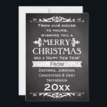 Cartão De Festividades Saudação de Natal Personalizada para o Rustic Slat<br><div class="desc">Personalize este cartão de feriado legal com seu nome e ano. O tema do conselho negro de tabuleiro,  russo e vintage,  é excelente de celebração. cinzas de carvão negro e fundo preto com letras de giz branco e decos temáticos antigos.</div>