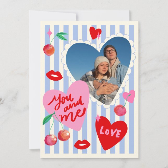 Cartão De Festividades Scallop Photo Frame Hearts Cherries Initials Love (Frente)