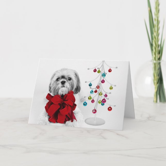 Cartão De Festividades Shih Tzu dog with red bow by toy Christmas tree (Frente)