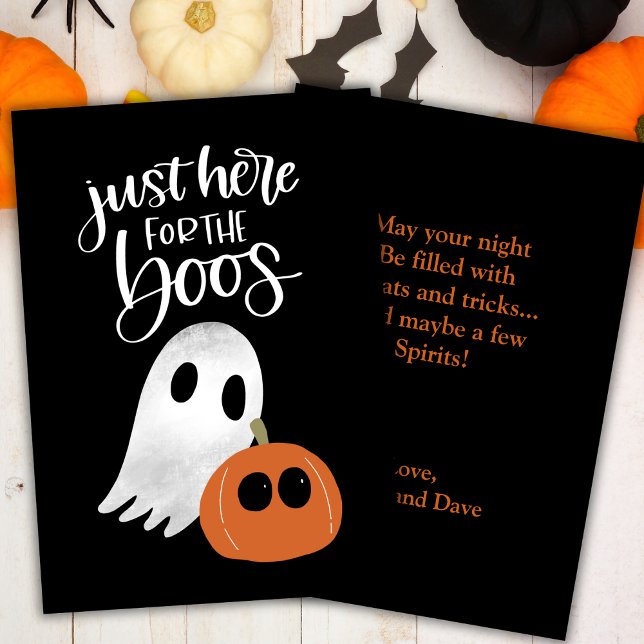 Cartão De Festividades Simples E Divertido Apenas Aqui Para Personalizar  (Simple & Fun Just Here For The Boos Custom Holiday Card)