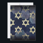 Cartão De Festividades SlipperyJoe's Happy Hanukkah, estrela múltipla do<br><div class="desc">Feliz Hanukkah,  de SlipperyJoe,  com múltiplas estrelas de símbolos David Celebração artística Judaica Hebraica Chanukah dá decorações religião judaísmo símbolo significativo contextos culturais religiosos relevantes em vários formatos hexagonais azul escuro matizes roxos escuros fundo abstrato em camadas aparência texturizada</div>