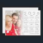 Cartão De Festividades Sobreposição de Fotos da Família de Calendários 20<br><div class="desc">A Família de Fotos do Calendário 2026 Sobrepõe Feliz Natal. Disponível digitalmente e impresso. Basta trocar a sua foto pela imagem de exemplo e personalizar sua saudação na parte inferior. Sua foto estará por trás de uma camada de opacidade de tons graduada para que o texto possa ser visto por...</div>