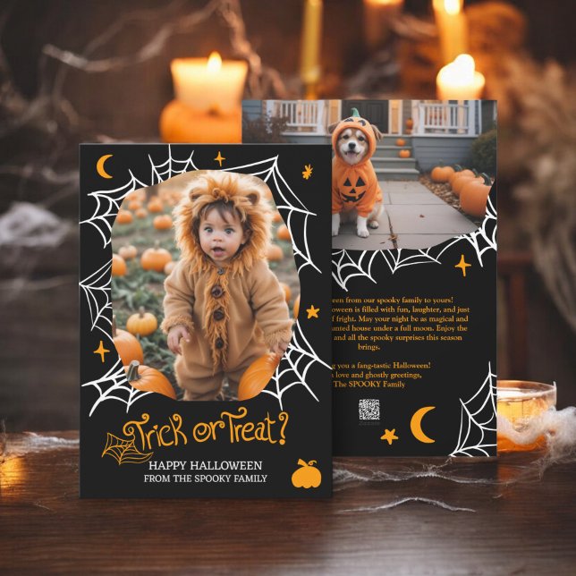 Cartão De Festividades Spooky Halloween Spider Web Trick ou trata 2 fotos (Spooky Halloween Spider web Trick or treat 2 photo Holiday Card)