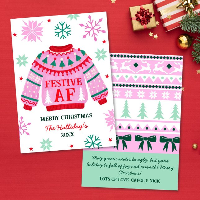 Cartão De Festividades Suéter Festivo Febre e Casal de Flocos de Neve (Festive Ugly Sweater & Snowflakes Couple Holiday Card)