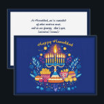 Cartão De Festividades Texto personalizado Happy Hanukkah ✡️<br><div class="desc">Esta feliz carta de saudação de Chanucá é uma forma deliciosa de celebrar o Festival das Luzes! A frente apresenta uma linda menorah ilustrada com todas as velas acesas, cercada por símbolos tradicionais de Chanucá, como sonhos, gelt, sufganiyot e lats. As cores vibrantes e a letra lúdica de "Feliz Chanucá"...</div>