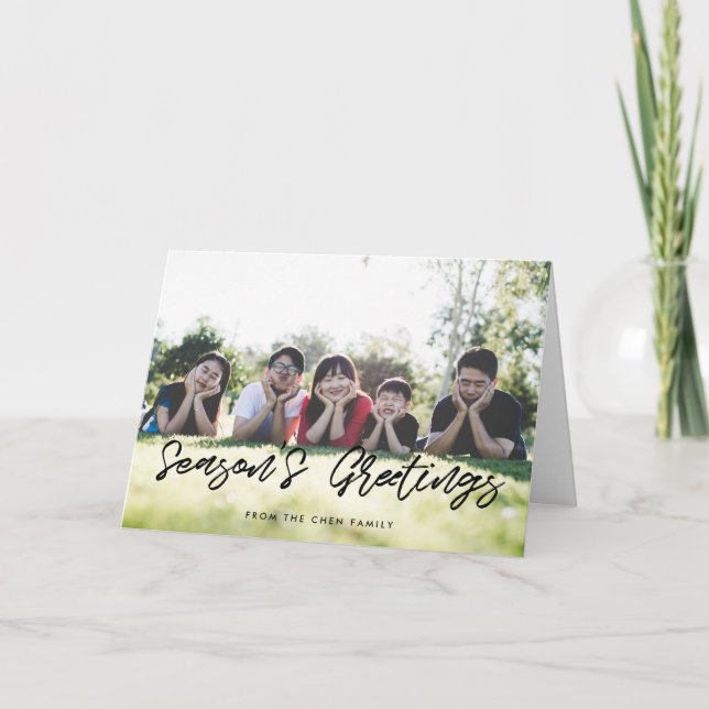 Cartão De Festividades Tipografia Negra Moderna de Saudações da Estação (Frente)