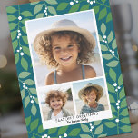 Cartão De Festividades Verde botânico moderno - 3 foto<br><div class="desc">Use 3 fotos e faça um Cartões de natal único e moderno com um padrão de folha de eucalipto simples e mínimo no verso. Se precisar mover alguma coisa,  clique no botão personalizar para fazer alterações.</div>