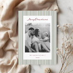 Cartão De Festividades Vintage Sage Green Strips Duas Fotografias Sided F<br><div class="desc">Cartões de natal de fotos clássicos com dois lados da família Vintage apresentando um padrão de faixas verdes de sábado com fotos personalizadas da família e mensagens de feriado.</div>