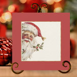 Cartão De Festividades Vintage Santa Claus - Cartas de Natal<br><div class="desc">Mande o espírito do estilo retrô de Natal com esta charmosa carta de natais vintages do Papai Noel. Deixe um toque de nostalgia de férias aquecer o dia de alguém. Um design de Santa Claus retrógrado traz lembranças do passado natalício e ajuda a criar memórias nessa época de férias. Espalhe...</div>