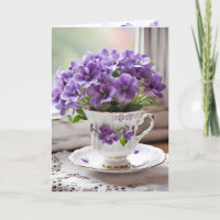 Violetas Roxas Florindo em Xícara de Chá