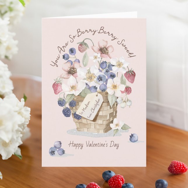 Cartão De Festividades Você É Berry Sweet Wild Berry Basket Namorados (You Are Berry Sweet Wild Berry Basket Valentines Holiday Card)