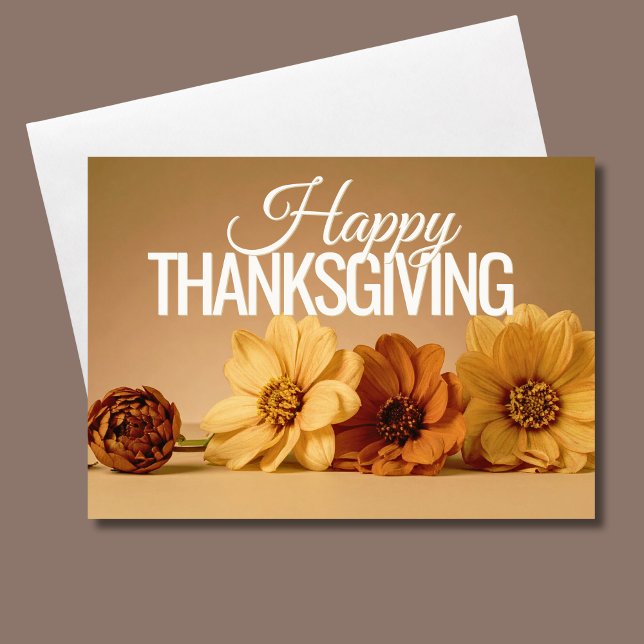 Cartão De Festividades Warm Autumn Florals Happy Thanksgiving (Elegant florals meet heartfelt gratitude in this timeless Thanksgiving greeting.)