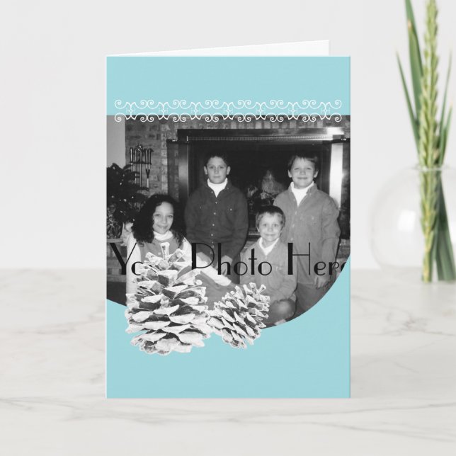 Cartão De Festividades Winter Blue and Pinecones Photo Greeting (Frente)