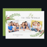 Cartão De Festividades Winter Greenery Mínimo 3 Foto Joy To The World<br><div class="desc">Este cartão de Natal de 3 fotos oferece um design com destaque mínimo de na moda com cor d'água em verde de Natal. A saudação "Joy To The World" aparece em um roteiro elegante.</div>