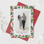 Cartão De Festividades Winterberry Watercolor Foto de Natal Merry<br><div class="desc">Feliz Natal! Envie cartões de natal quentes para sua família e amigos com este cartão de Natal personalizável. Ele apresenta um padrão de aquarela de winterberry. Personalize este cartão fotográfico de Natal adicionando os seus detalhes. Este cartão botânico de Natal está disponível numa variedade de estoques de cartão.</div>