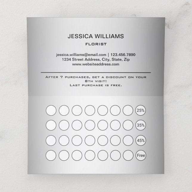 Cartão De Fidelidade Cinza Desfocada Fundo Desfocado Gerbera Flor (Interior Desdobrado)