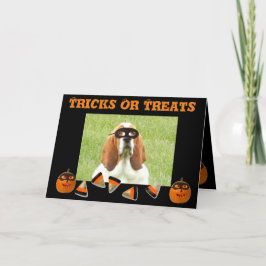 Cartão de Halloween Engraçado e Bonito De Basset E