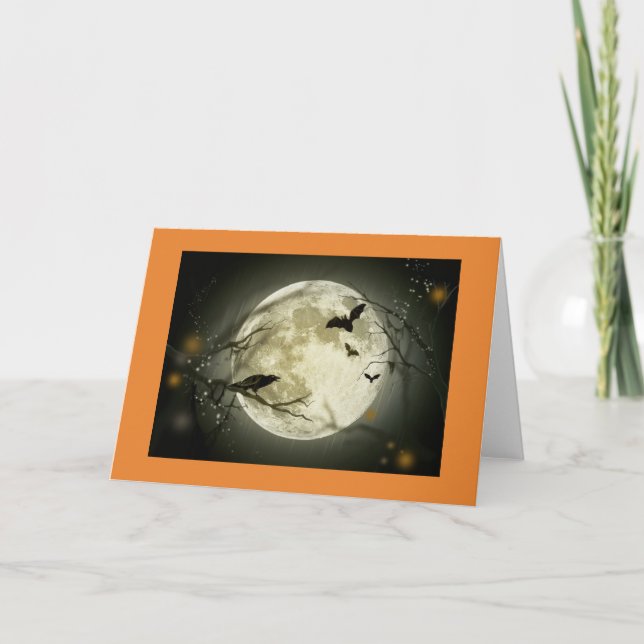 Cartão de Halloween ilustrando uma lua de cheio, e (Frente)