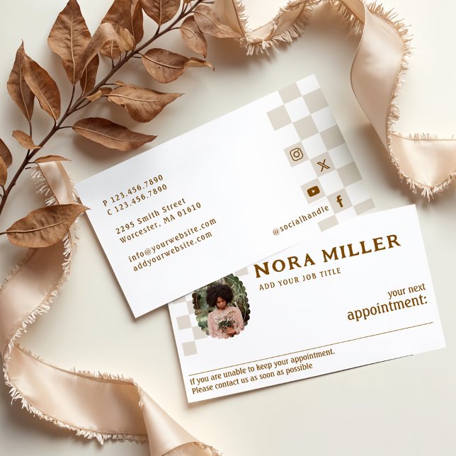 Cartão De Horário Negócios de Fotografias com Padrões Verificados Re (Retro Checkered Pattern Photo Business Appointment Card)