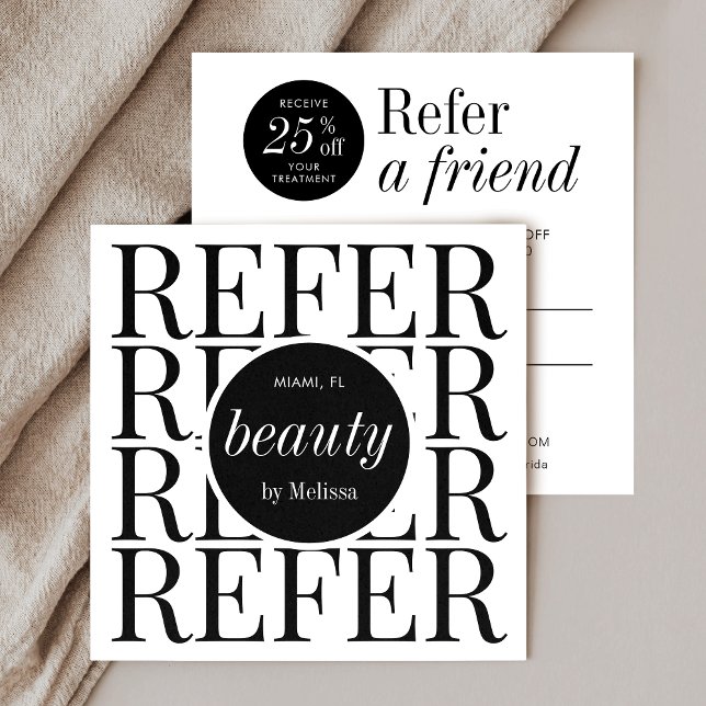 Cartão De Indicação Mínima: Refira um Salão Chic Preto e Branco Amigo (Minimalist refer a friend business card design with space for your custom referral discount offer)