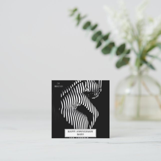 Cartão De Informações Aniversário de casamento sexy e safado  (Em pé/Frente)