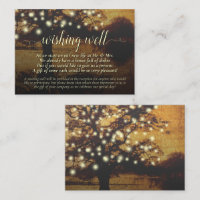 Árvore russa e luzes casando desejando bem