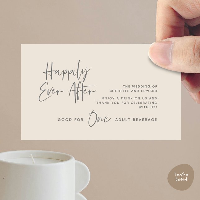 Cartão De Informações Beber Tíquete, Bebida Adulta, Felizmente Depois (Modern Wedding Drink Ticket, Adult Beverage, Happily Ever After Enclosure Card in Cream Grey)