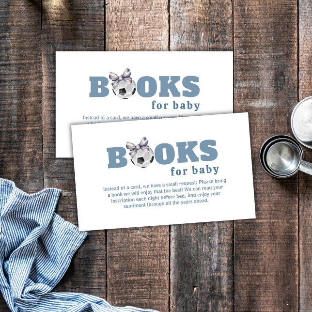 Cartão De Informações Chá de Bebê Livros de Futebol Menino Arco Fofo Azu (Navy Blue Cute Bow Soccer Boy Books Baby Shower Enclosure Card)