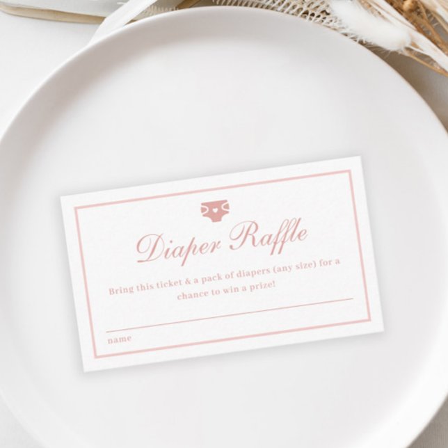 Cartão De Informações Chá de fraldas Raffle de Fralda Rosa Elegante (Elegant Pink Script Diaper Raffle Girls Baby Shower Enclosure Card.)