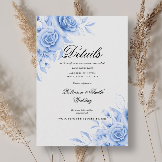 Cartão De Informações Detalhes do Casamento Azul do Marinho Floral Român (Romantic Floral Navy Blue Wedding Details Enclosure Card)