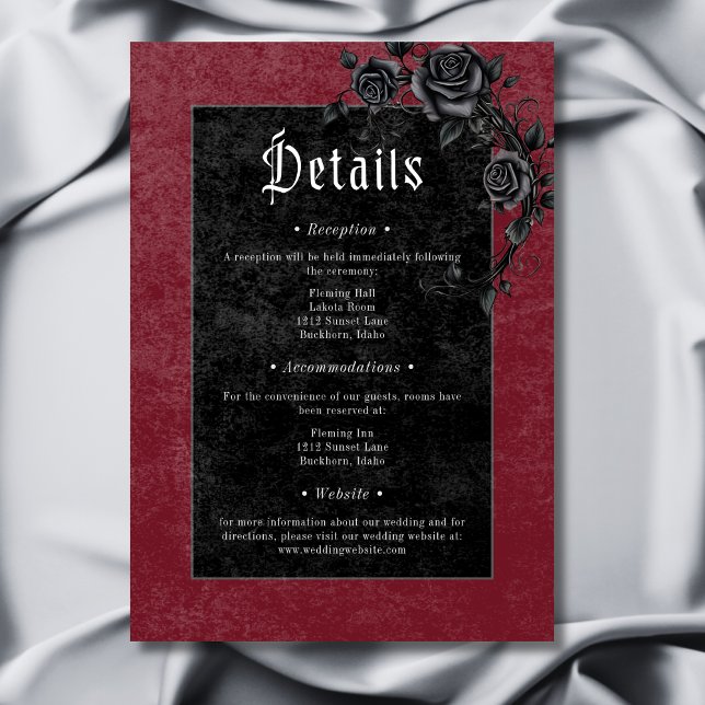 Cartão De Informações Detalhes do Casamento da Borgonha Rosas Negra Góti (Gothic Black Raven Roses Burgundy Wedding Details Enclosure Card)