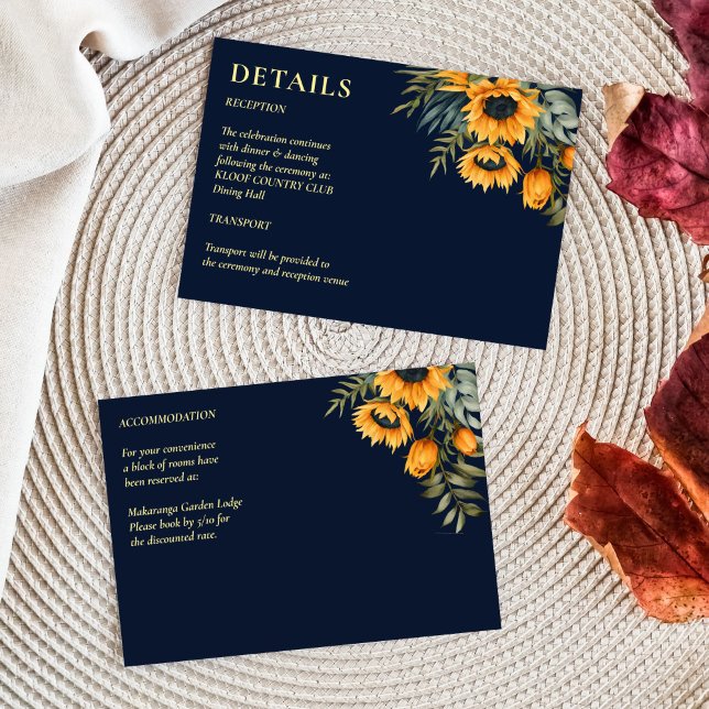 Cartão De Informações Detalhes do casamento de girassol azul-rústico mar (Fall navy blue rustic sunflower wedding details enclosure card moody dark blue with sunflowers)