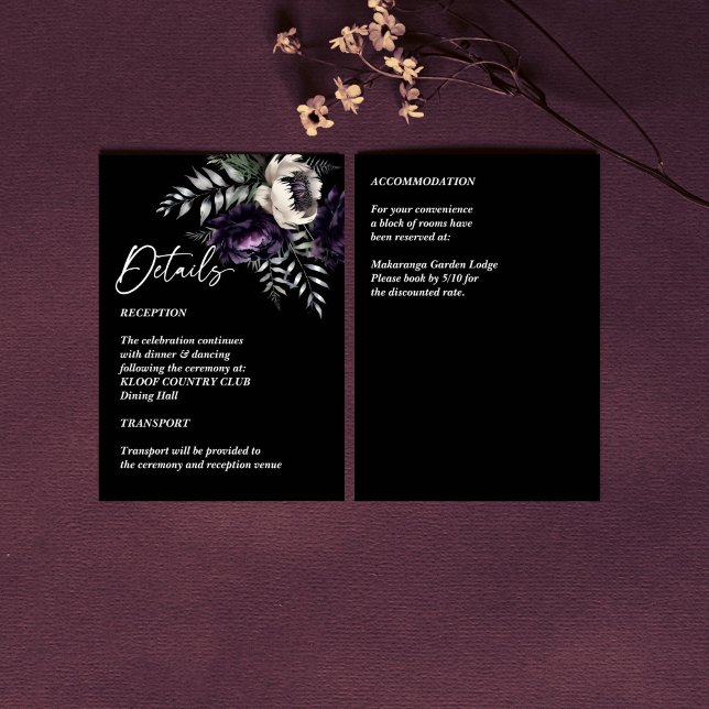Cartão De Informações Detalhes do casamento de pessoas roxas escuras (Dark moody purple peonies wedding details enclosure card)