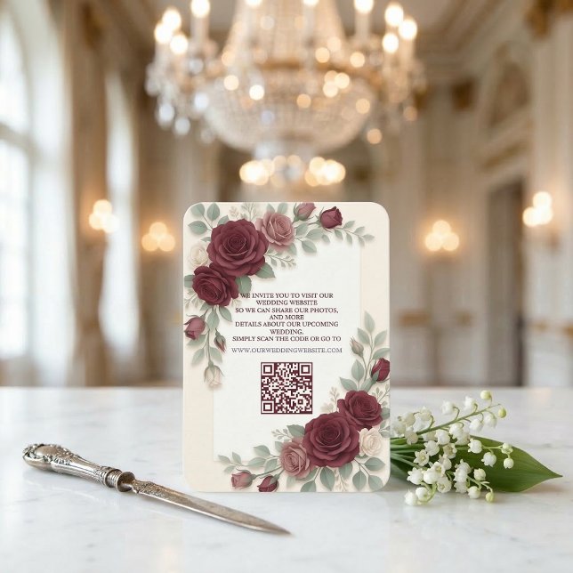 Cartão De Informações Elegant Burgundy  Modern QR Code Wedding (Criador carregado)