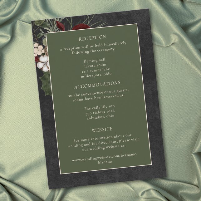 Cartão De Informações Elegant Winter Berries & Pine Black Wedding (Elegant Winter Berries & Pine Black Wedding Enclosure Card)