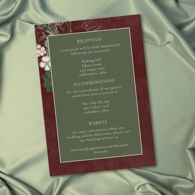 Cartão De Informações Elegant Winter Berries & Pine Burgundy Wedding (Elegant Winter Berries & Pine Burgundy Wedding Enclosure Card)