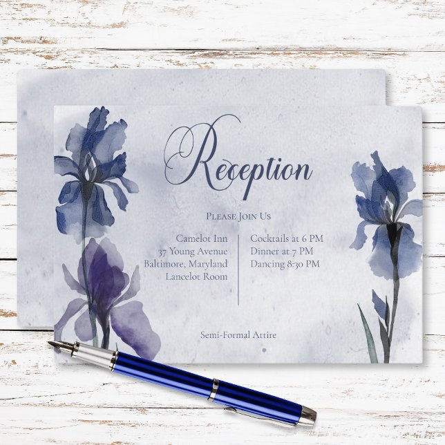 Cartão De Informações Flores Íris Azuis Casamento Recepção Azul Moderna (Blue Iris Flowers Wedding Blue Modern Reception Enclosure Card)