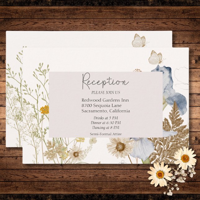 Cartão De Informações Flores selvagens na Recepção de casamento de Creme (Wildflowers on Cream Wedding Reception Enclosure Card)