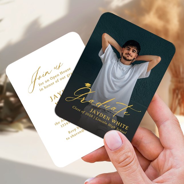 Cartão De Informações Graduação de Foto em Script Moderno Mini Dourado (Gold Mini Modern Script Photo Graduation Enclosure Card)
