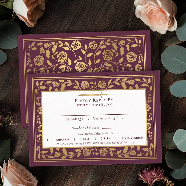 Cartão De Informações Mauve Royal Medieval Sword Wedding RSVP (Criador carregado)