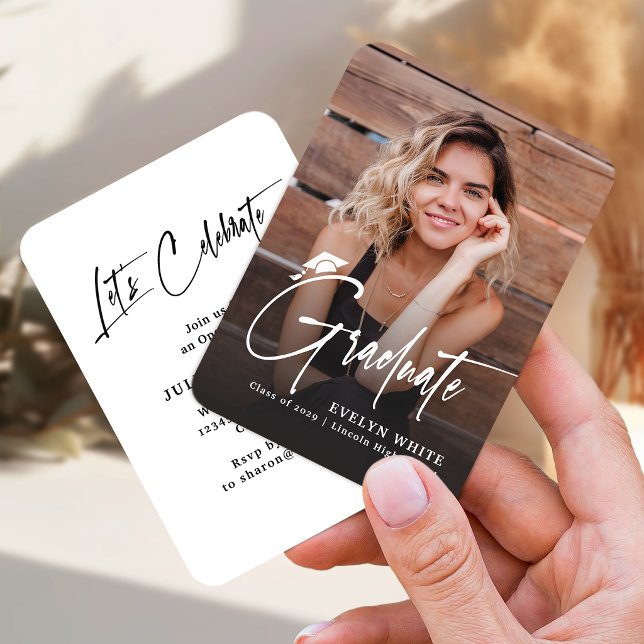 Cartão De Informações Mini Grad Cap Script Photo Graduation Invite (Mini Grad Cap Script Photo Graduation Invite)