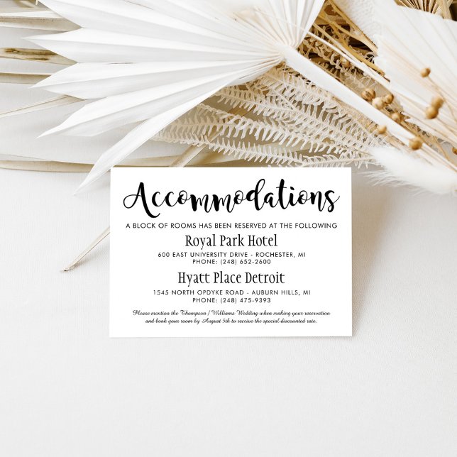 Cartão De Informações Modern Black Script Wedding Accommodations (Criador carregado)