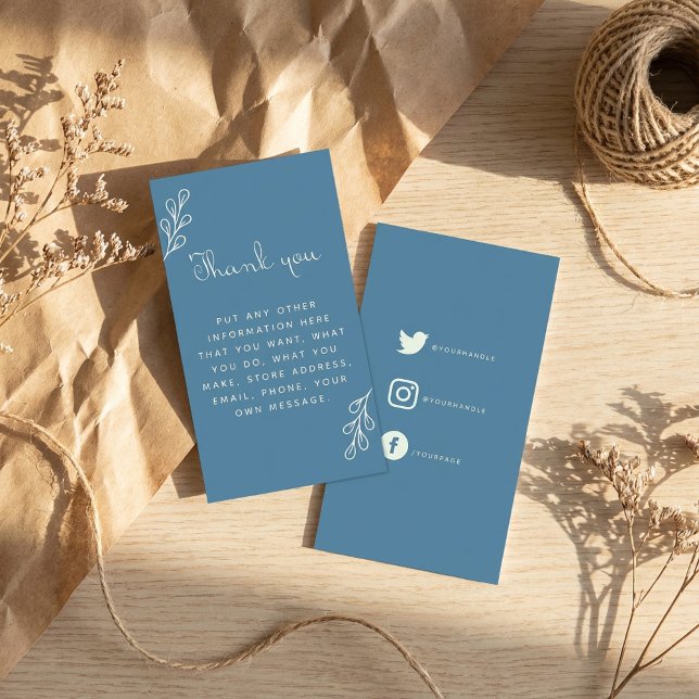 Cartão De Informações Obrigado azul e creme para você, cercado de links  (Blue and cream thank you, social links enclosure.)