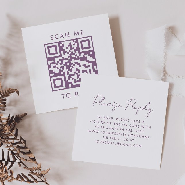 Cartão De Informações Orçamento Roxo Script Casamento QR Code RSVP (Criador carregado)