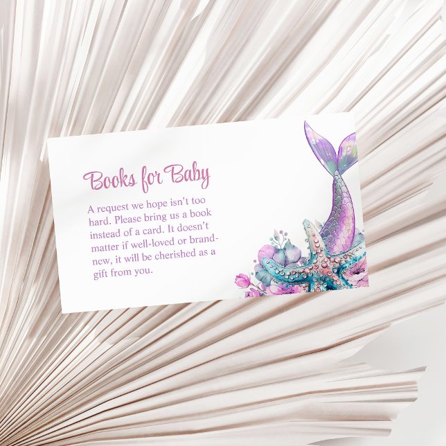 Cartão De Informações Pastel Floral Sereia Maravilha Livros para Bebê (Pastel Floral Mermaid Tail Starfish Books for Baby Enclosure Card on a sunny neutral dry palm leaf.)