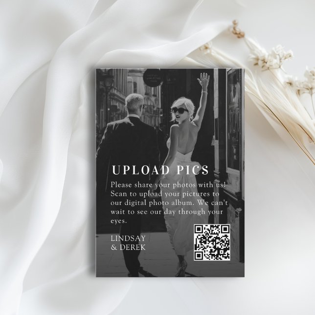 Cartão De Informações Pics happen! Bold Trending B&W-Photo Wedding  (Pics happen! Bold Trending B&W-Photo Wedding Enclosure Card)