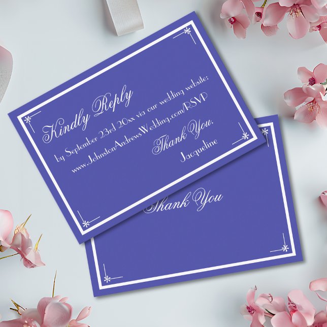 Cartão De Informações RSVP de Casamento Clássico Bela Azul (Beautiful Blue and White Classic Script Chic Wedding RSVP Enclosure Card.)