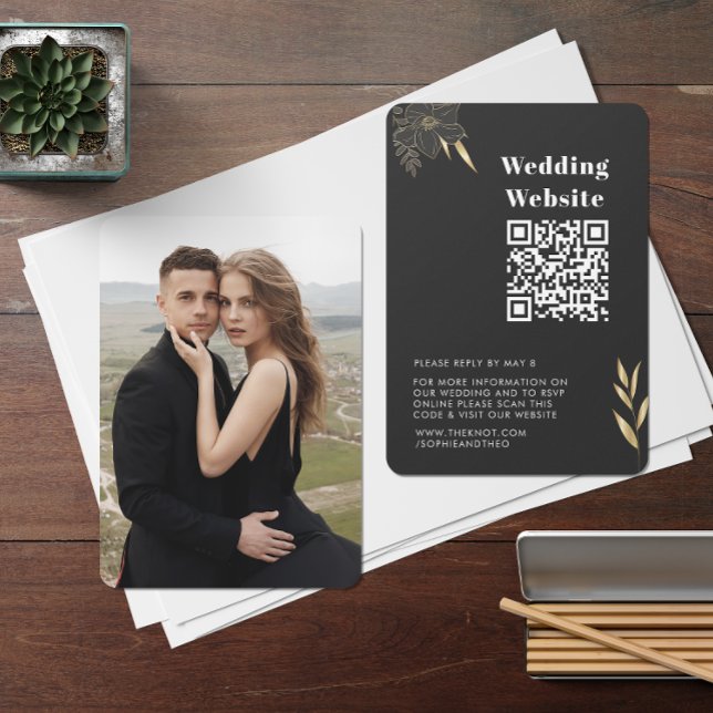 Cartão De Informações RSVP de Casamento | Código QR Foto Dourada Preta M (wedding website QR code card mockup)