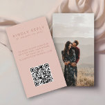 Cartão De Informações RSVP de foto de código QR de rosa simples e antigo<br><div class="desc">Esta elegante e minimalista carta RSVP de Casamento com fontes antigas de rosa sobre um fundo branco comum apresenta um Código QR personalizável que envia seus convidados diretamente para o seu site de casamento. A parte traseira do cartão é personalizável com uma de suas fotos de noivado favoritas. Adote a...</div>