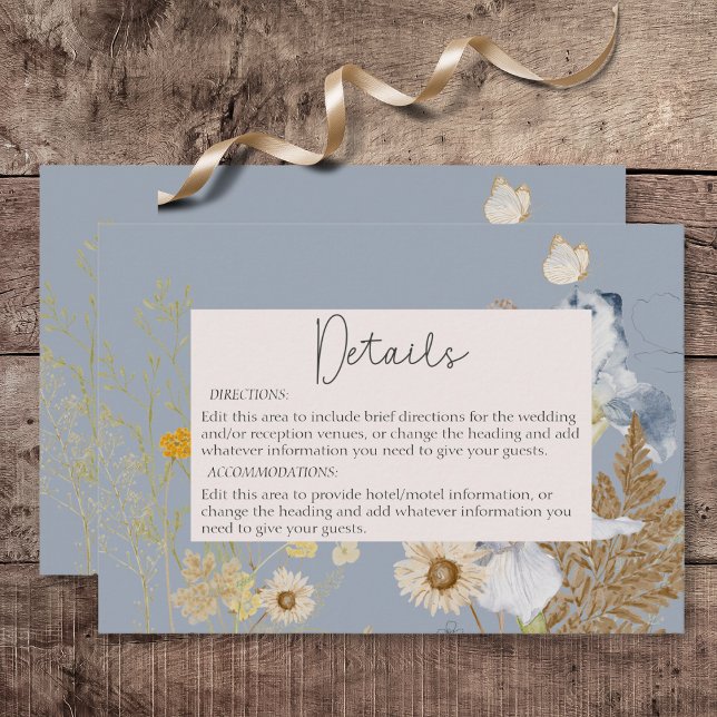 Cartão De Informações Rústicos Flores Selvagens Monograma Dusty Detalhes (Rustic Wildflowers Monogram Dusty Blue Wedding Details Card)